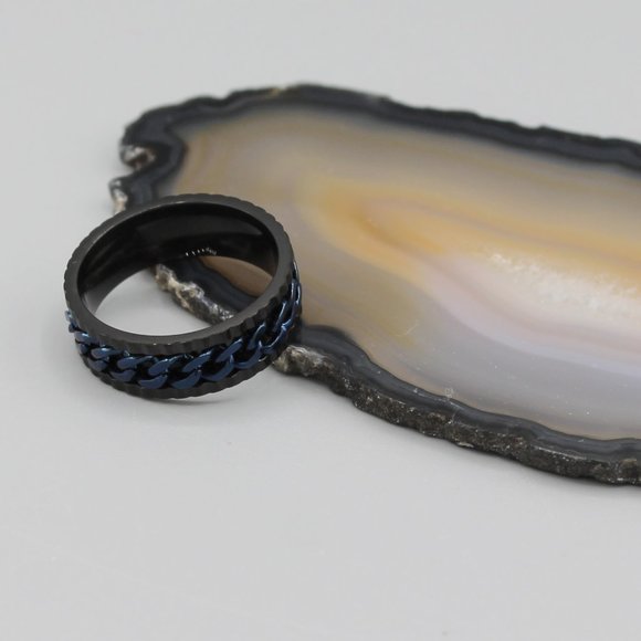 Jewelry ring band 8mm wide blue black stainless steel chain design polished new - Picture 2 of 6